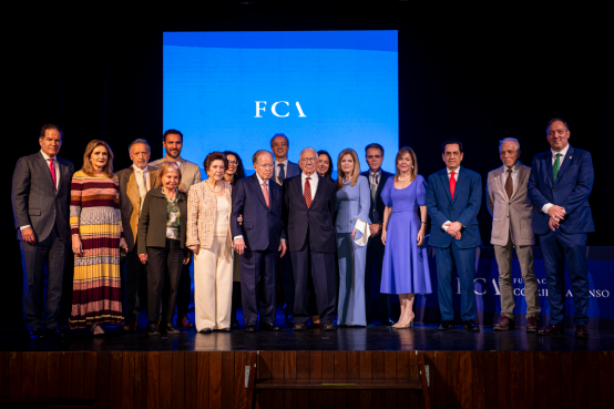 Producción integral del acto oficial